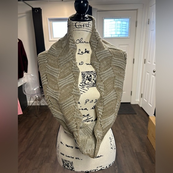Beige Knit Infinity Scarf - Picture 1 of 2
